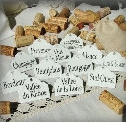Casiers Chêne Lot de 12 plaques émaillées "appellations"